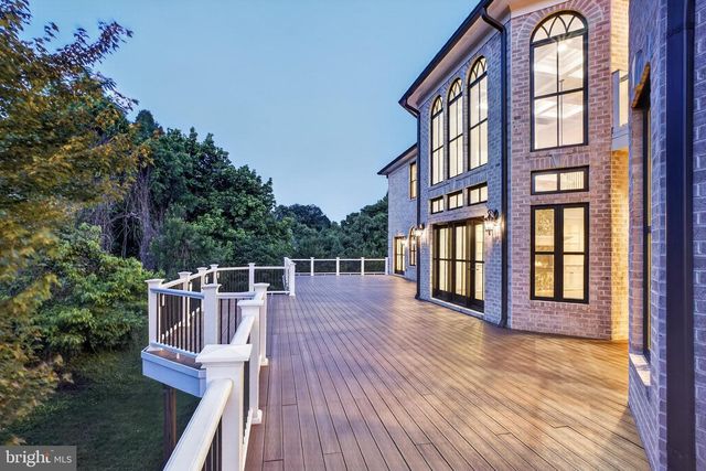 7112 GEORGETOWN PIKE, Mclean, VA 22101