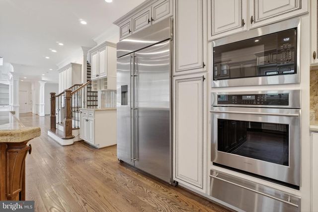 7112 GEORGETOWN PIKE, Mclean, VA 22101