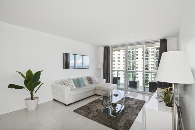 3901 S Ocean Drive 10D, Hollywood, FL 33019