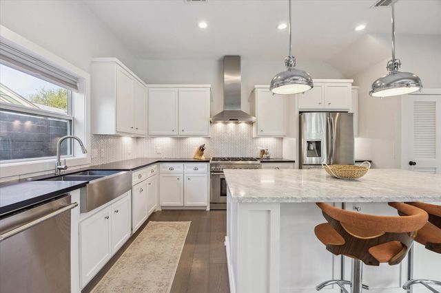 1607 Althea Drive, Houston, TX 77018