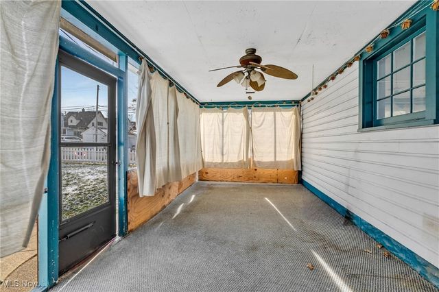 131 25th Street NW, Barberton, OH 44203