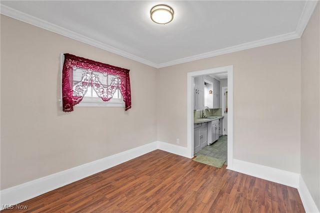 131 25th Street NW, Barberton, OH 44203