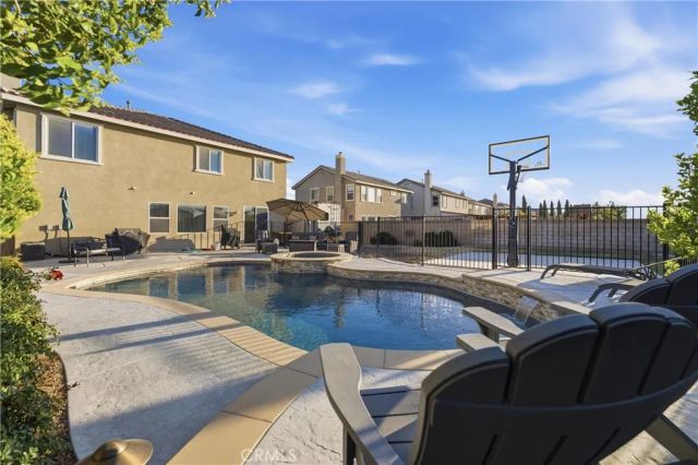 4209 W Avenue J7, Lancaster, CA 93536