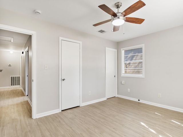 2217 Linwood Lane, Bay City, TX 77414