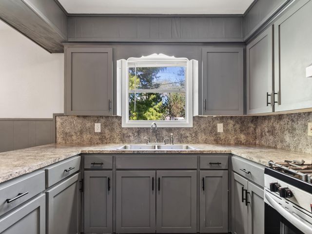 2217 Linwood Lane, Bay City, TX 77414