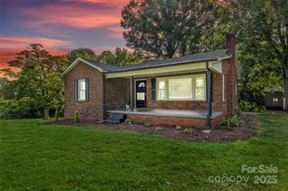 1116 Old Conover Startown Road, Newton, NC 28658