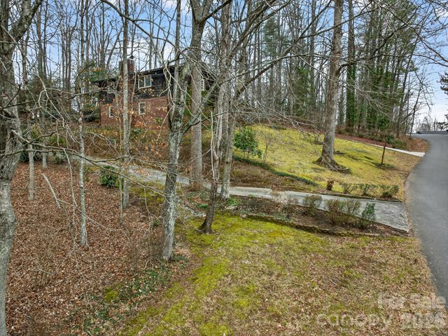 408 Spring Street NW, Lenoir, NC 28645