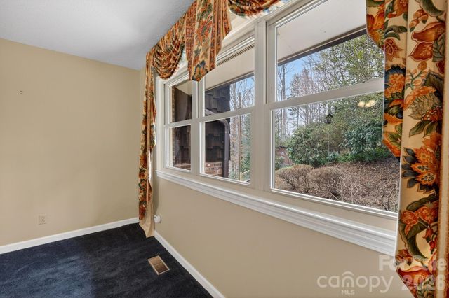 408 Spring Street NW, Lenoir, NC 28645