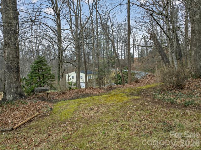 408 Spring Street NW, Lenoir, NC 28645