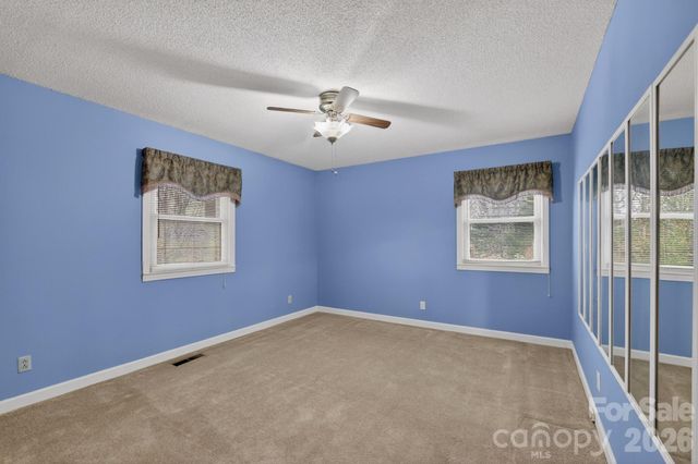 408 Spring Street NW, Lenoir, NC 28645