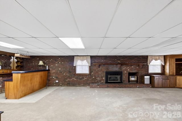 408 Spring Street NW, Lenoir, NC 28645