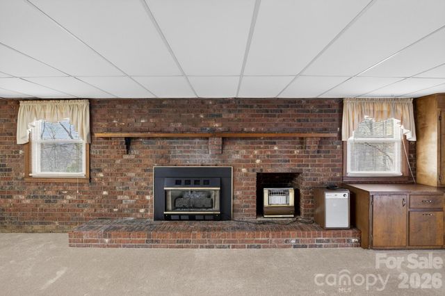 408 Spring Street NW, Lenoir, NC 28645