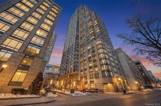 10 City Place PH3H, White Plains, NY 10601