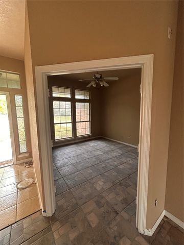 408 Wheat Valley Boulevard, Venus, TX 76084