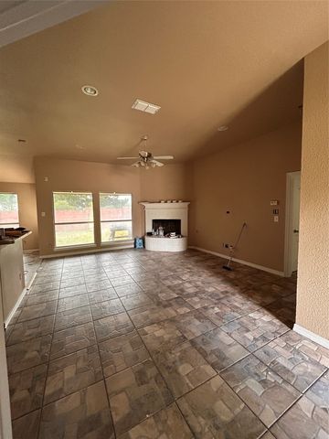 408 Wheat Valley Boulevard, Venus, TX 76084