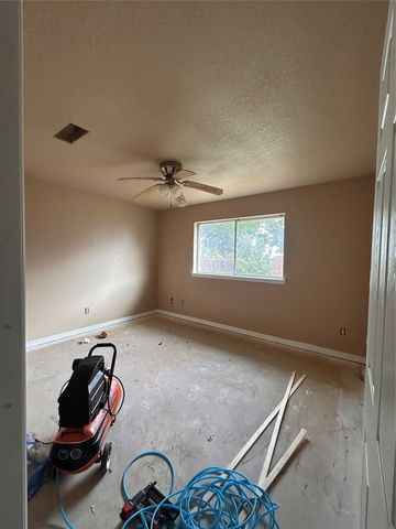 408 Wheat Valley Boulevard, Venus, TX 76084