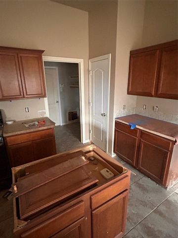 408 Wheat Valley Boulevard, Venus, TX 76084