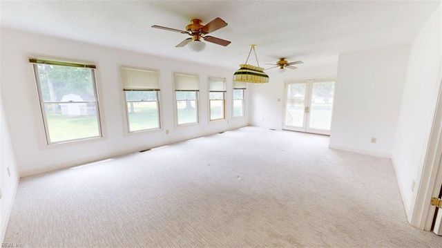 23 Boykin LN, Hampton, VA 23663