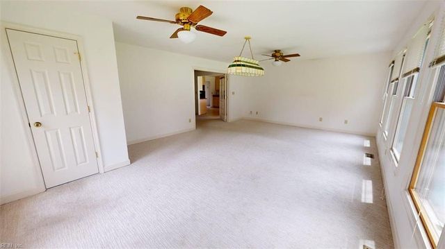 23 Boykin LN, Hampton, VA 23663