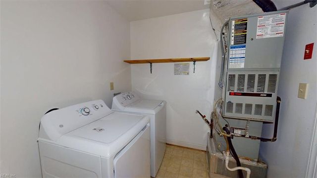 23 Boykin LN, Hampton, VA 23663