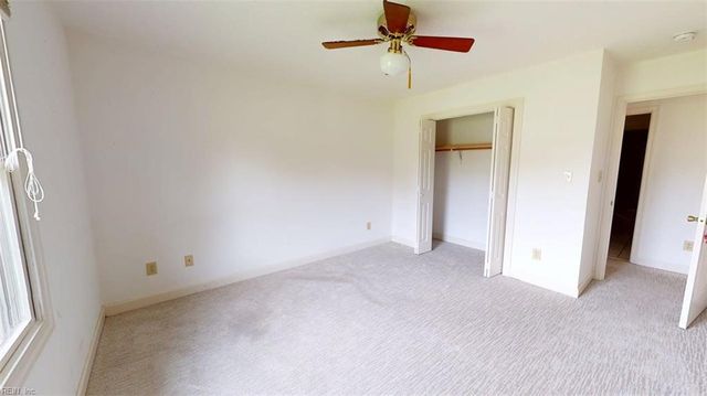 23 Boykin LN, Hampton, VA 23663