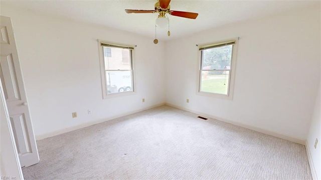 23 Boykin LN, Hampton, VA 23663