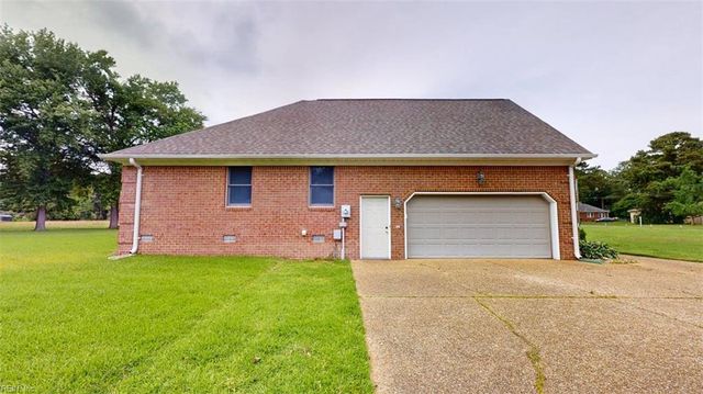 23 Boykin LN, Hampton, VA 23663
