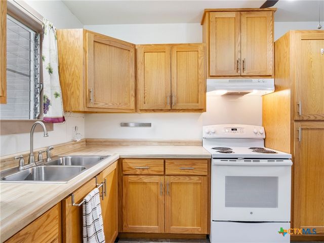 164 Ferguson Street, New Braunfels, TX 78130