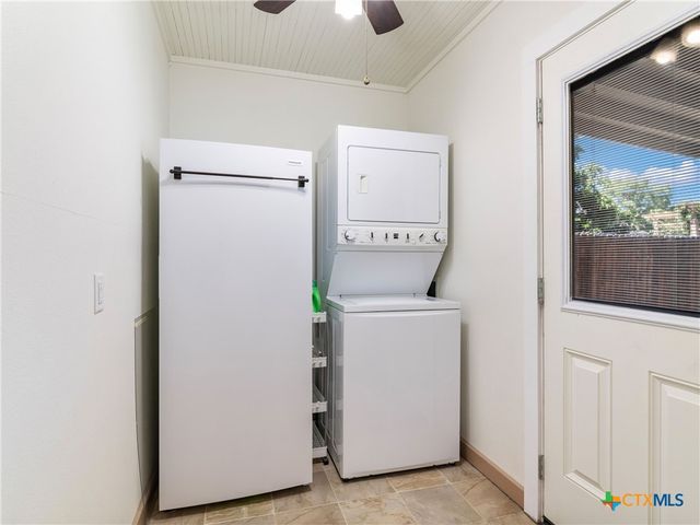 164 Ferguson Street, New Braunfels, TX 78130