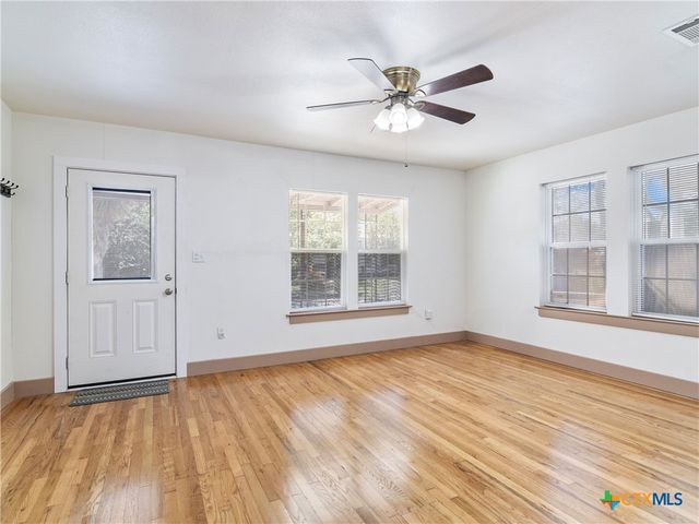 164 Ferguson Street, New Braunfels, TX 78130