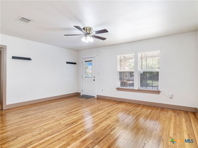 164 Ferguson Street, New Braunfels, TX 78130