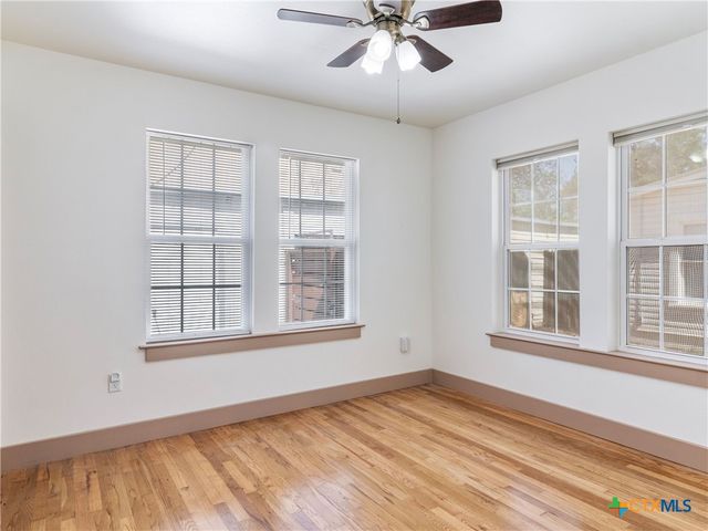 164 Ferguson Street, New Braunfels, TX 78130