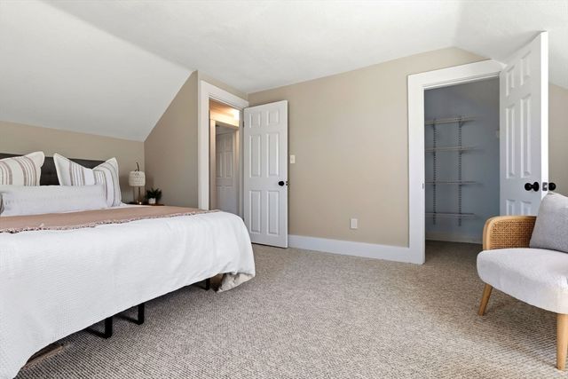 12 Broadway, Stoneham, MA 02180