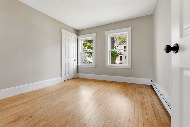 12 Broadway, Stoneham, MA 02180