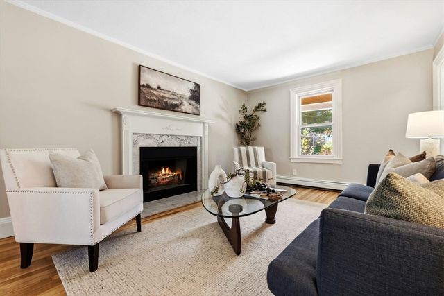 12 Broadway, Stoneham, MA 02180