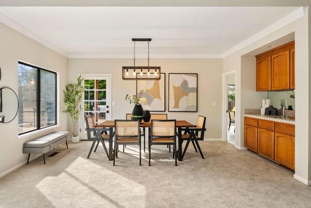 6 Woodridge Court, Redwood City, CA 94061