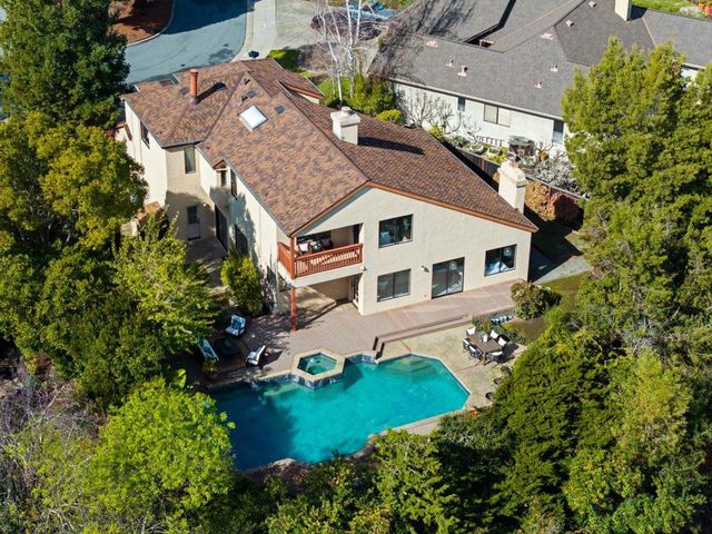 6 Woodridge Court, Redwood City, CA 94061