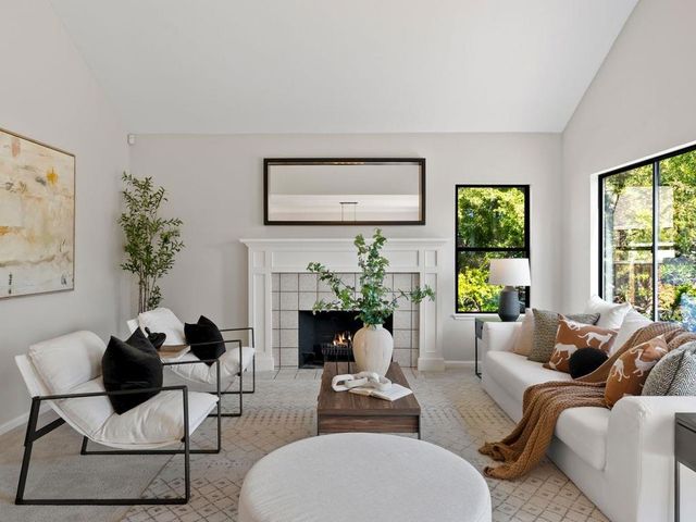 6 Woodridge Court, Redwood City, CA 94061