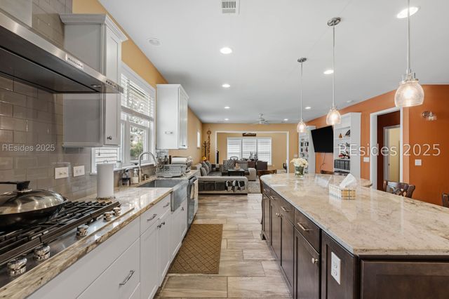 801 Village Green Ln, Bluffton, SC 29909