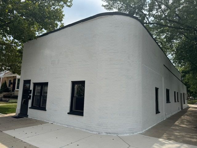 6259 W Peterson Avenue, Chicago, IL 60646