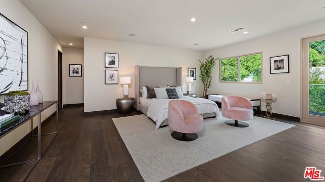 2408 Castle Heights Avenue, Los Angeles, CA 90034