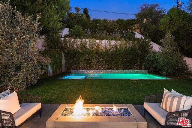 2408 Castle Heights Avenue, Los Angeles, CA 90034