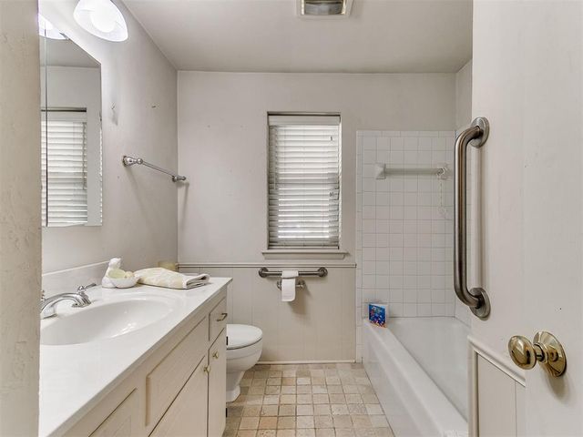 7601 NW 14th Street, Oklahoma City, OK 73127