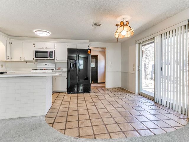 7601 NW 14th Street, Oklahoma City, OK 73127