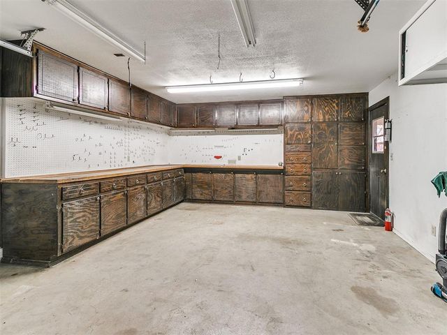 7601 NW 14th Street, Oklahoma City, OK 73127