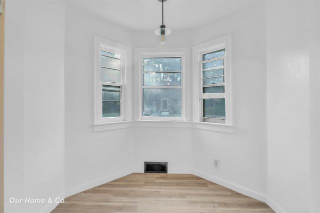 1737 Newberry Street, Saginaw, MI 48602