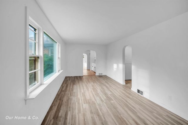 1737 Newberry Street, Saginaw, MI 48602