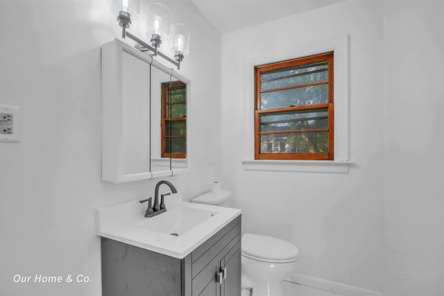 1737 Newberry Street, Saginaw, MI 48602