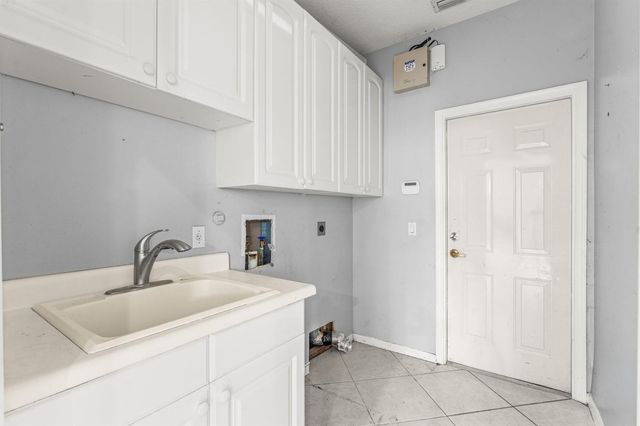 19482 Green Grove Court, Loxahatchee, FL 33470