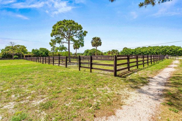 19482 Green Grove Court, Loxahatchee, FL 33470